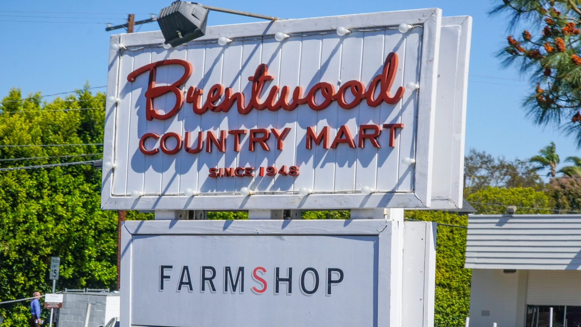 brentwood countrymart sign